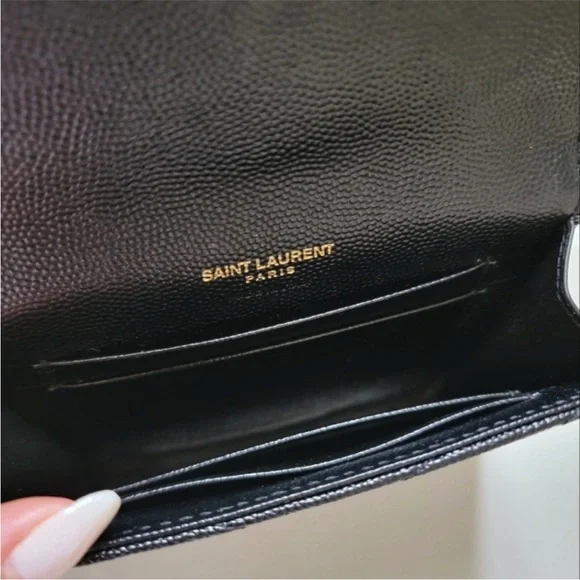 Saint Laurent small envelope wallet - Picture 2 of 3